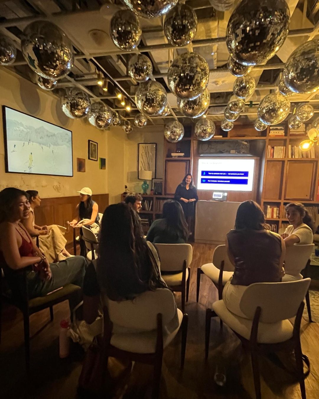 A full circle of guests at the Valentine Detox Single Safety talk at Mandala Club